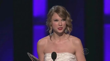 Тейлър Суифт печели награда за най - добра изпълнителка 2010 