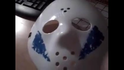 Хокейната маска от филма Петък 13ти Част 5