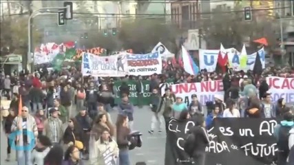 Chile's Emboldened Students Back on Streets to Defy Government