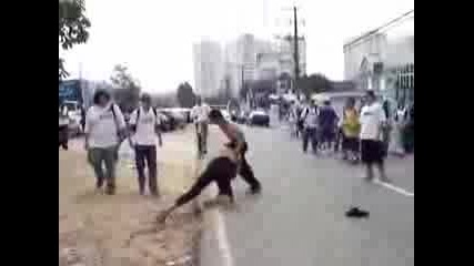 Смешен Бой!