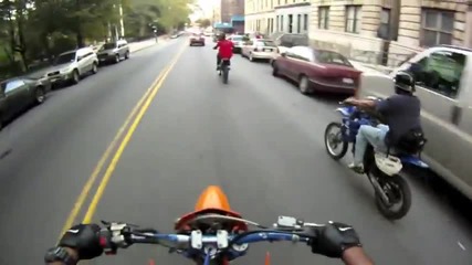 Подигравка с полицията.