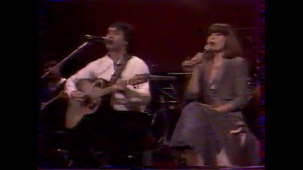 Geoge Dalaras & Katerina Stanisi - Kardia Pligomeni 1982 teatro Ofreas 