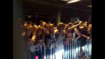 Fans Waiting After Belgrade Show 