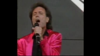 Cliff Richard & Friends - Oldies Medley