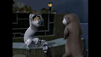The Penguins Of Madagascar - Crown Fools