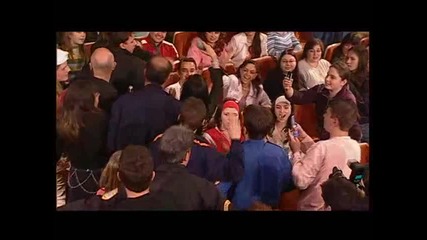 Преслава - Обичам те, Live - Годишни награди фолк 2004
