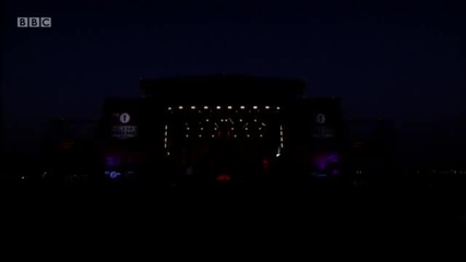 New! Rihanna - Man Down @ Bbc Radio 1 Hackney Weekend 2012 * H Q *