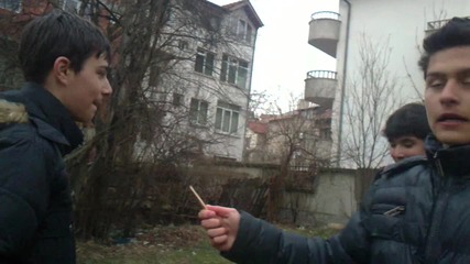 Леко изостанал Човек !!!!!