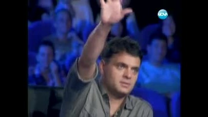 Луд пее Чикита - X - Factor България 13.09.2011
