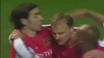 Newcastle-bergkamp-уникално