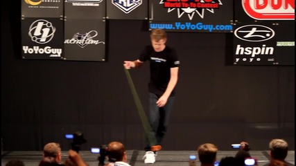 Jensen Kimmitt 2010 на 1 - во масто по световното састезание по Yo - Yo