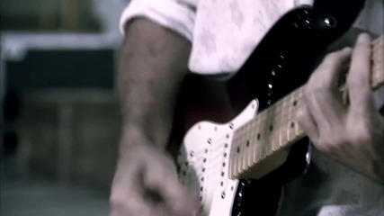 Juan Luis Guerra Ft. Juanes - La Calle (video Oficial)