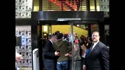 Enrique at La in store 