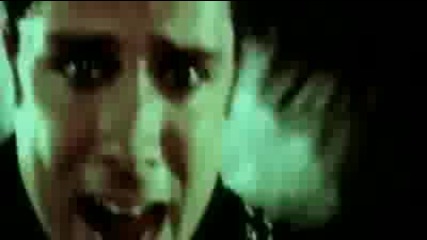Skillet - Whispers in the dark (official Music Video Hd) Lyrics,subtitulado,tradu
