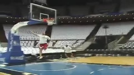 Tfbdunks 59 Dunk Legend Tdub Breaks out a New Dunks at Amway Arena!! 