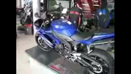 Yamaha Yzf - R1