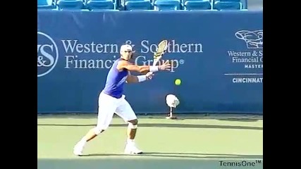 форхендът на Rafael Nadal забавен каданс