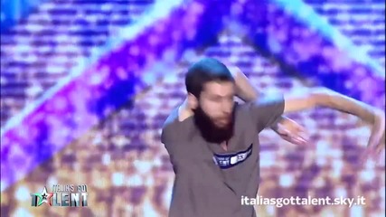 Cisky, il ballerino snodabile - Italia’s Got Talent 2015 Италия търси талант