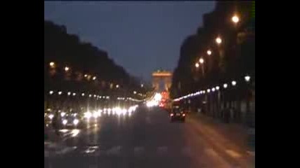 Paris By Night Je T'aime Moi Non