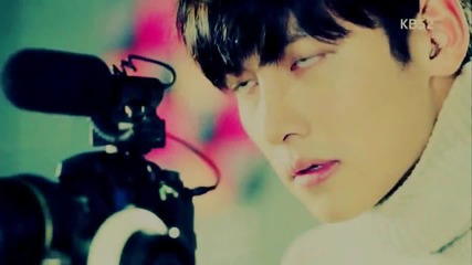 Jung Hoo Young Shin Right Here (healer)