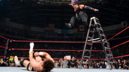 Jeff Hardy vs. Carlito – Intercontinental Title Ladder Match: Raw, Dec. 10, 2007 (Full Match)