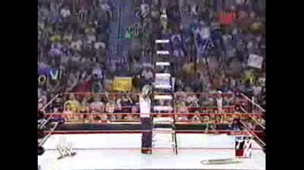 Wwe Гробаря vs Джеф Харди {мач със стълби за титлата на Федерацията} 2002