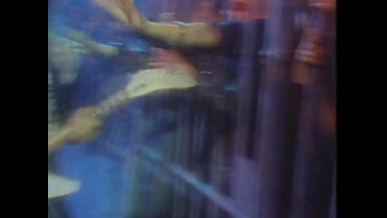 Hq - Scorpions - Rock You Like A Hurricane - Music Video