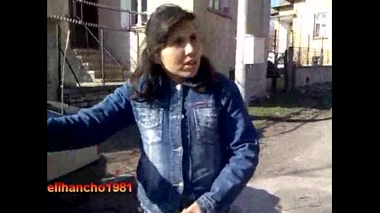 Смях ! Циганка Иска Курмуратор Незнае каква Марка е Колата И