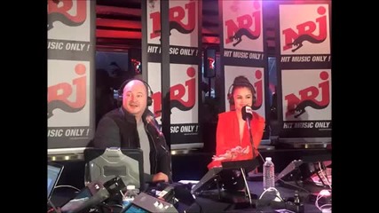 Selena Gomez sur Nrj le 100316 avec Cauet Full Interview in Paris France 2016