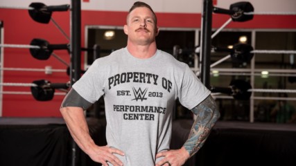 12 new recruits join the WWE Performance Center: WWE Now