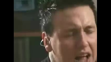 Papa Roach - She Loves Me Not Aol Sessions