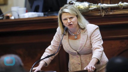 Congresswoman Makes Fiery Anti-Confederate Flag Speech
