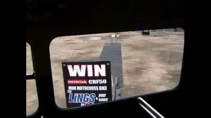 Motorbike Stunts - Bus Backflip