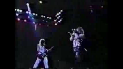 Def Leppard - Billys Got A Gun 1983