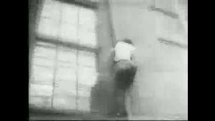 Ето как изглежда Parkour през 1930 г. 