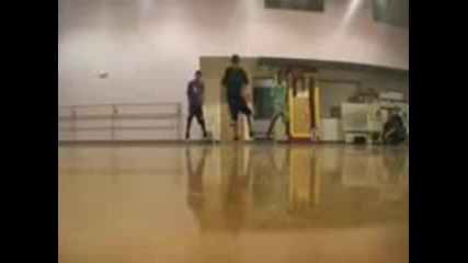 Chris Brown Superhuman Dancing