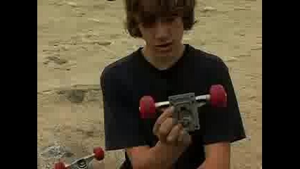 Basic Skateboarding Tips - How to Assemble Trucks on a Skateboard