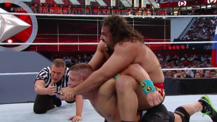 Лана разсейва Русев и Джон Сина се възползва, за да обърне мача: WrestleMania