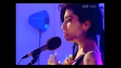 Amy Winehouse - Me and Mr Jones Live