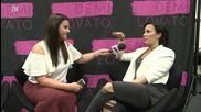 Demi Lovato Asked for an Autograph at her OBGYN, Awkward!