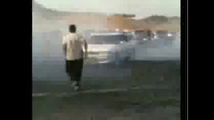 idiot 