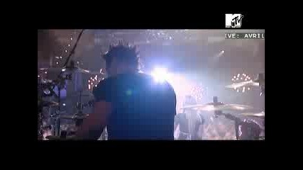 Avril Lavigne - Live In France