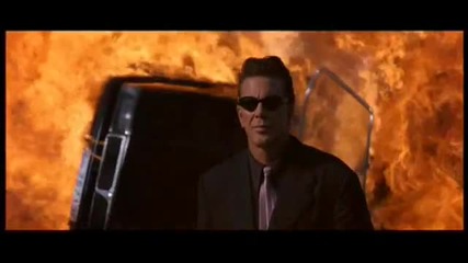 Великият злодей Ставрос от филма Двойна Комбина (1997)
