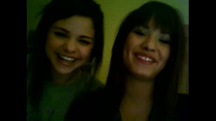 demi lovato and selena gomez vbox7