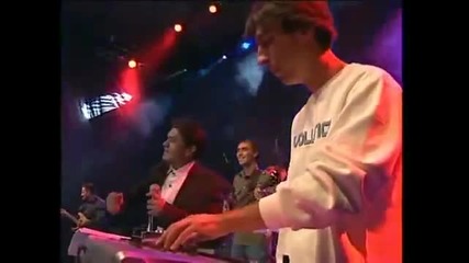 Sinan Sakic - Lepa do bola - (live) - (tasmajdan 2008)