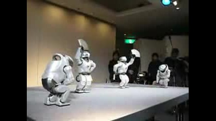 Танцуващи Сони Роботи