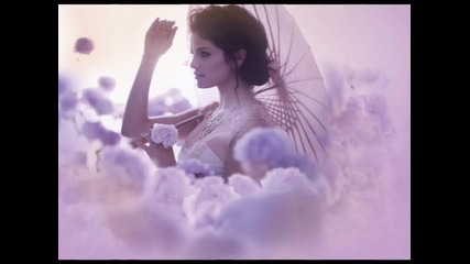 Selena Gomez - Spotlight + prevod 