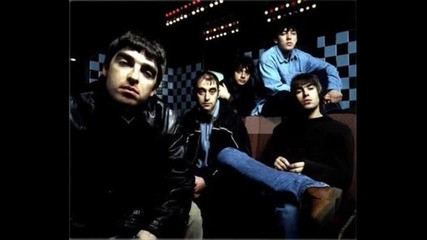Oasis - Whatever acoustic (liam Singing) 