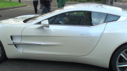 Бял Aston Martin One-77 - супер рев