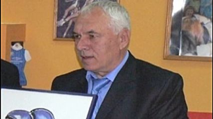 Перверзия ще е да не говорим първо със Златев, смята Симеон Варчев